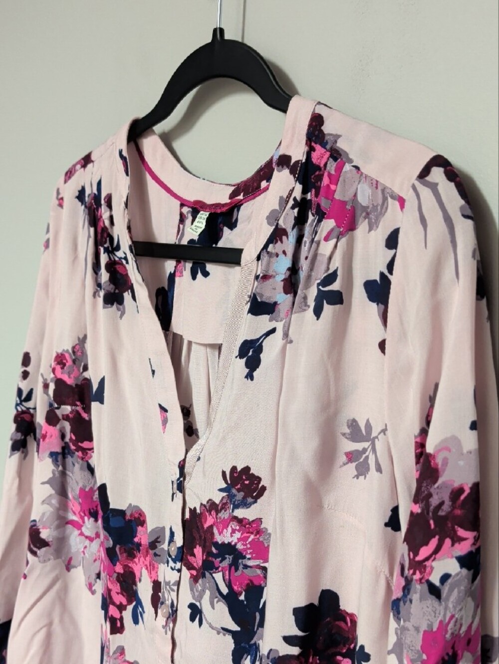 Joules Light Pink Floral V-Neck Tunic Blouse - Picture 3 of 10